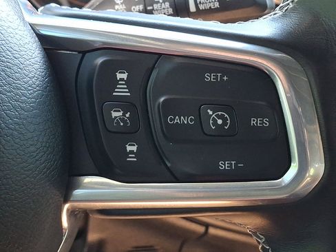 Certified 2023 Jeep Wrangler Unlimited Sahara w/ LED Lighting Group AWD/4WD image 23