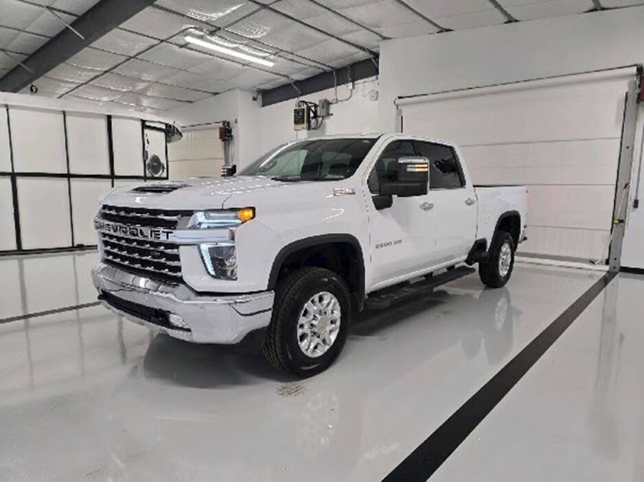Used 2022 Chevrolet Silverado 2500 LTZ w/ LTZ Plus Package AWD/4WD image 5
