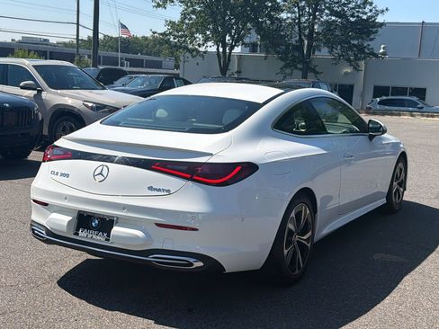 Used 2024 Mercedes-Benz CLE 300 4MATIC Coupe image 9