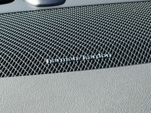 New 2026 Volvo XC90 B6 Plus w/ Protection Package Premier image 17