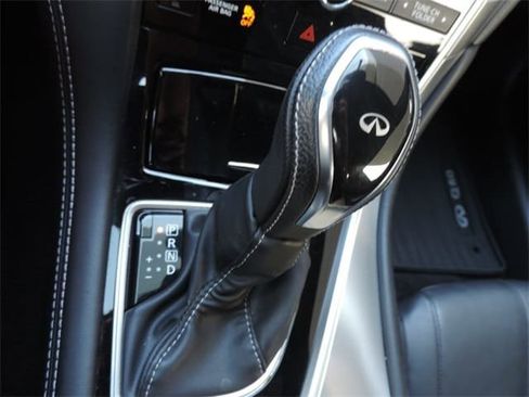 Used 2017 INFINITI Q60 w/ Premium Plus Package 3.0T image 23