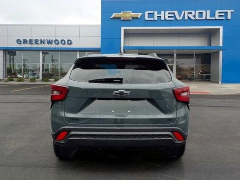 New 2026 Chevrolet Trax LT w/ Driver Confidence Package FWD image 4