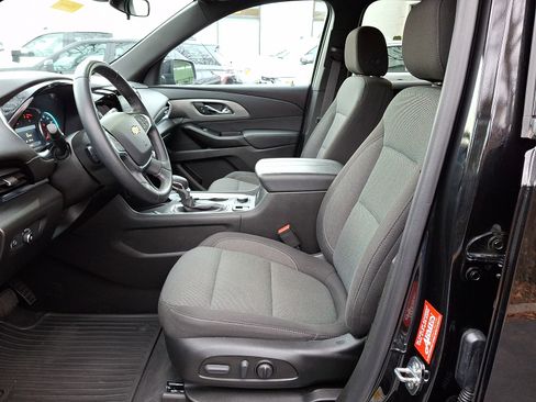 Certified 2023 Chevrolet Traverse LT image 16