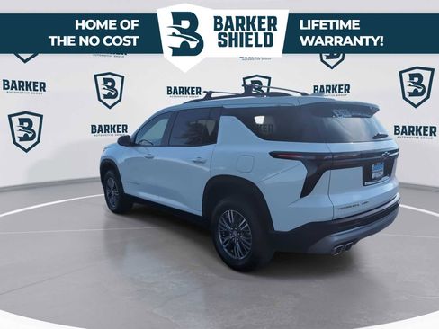 Used 2025 Chevrolet Traverse LT w/ LPO, Floor Liner Package AWD/4WD image 7