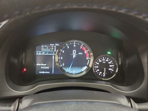 Used 2015 Lexus RC F w/ Premium Package RWD image 10