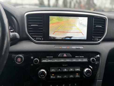 Used 2020 Kia Sportage SX image 28