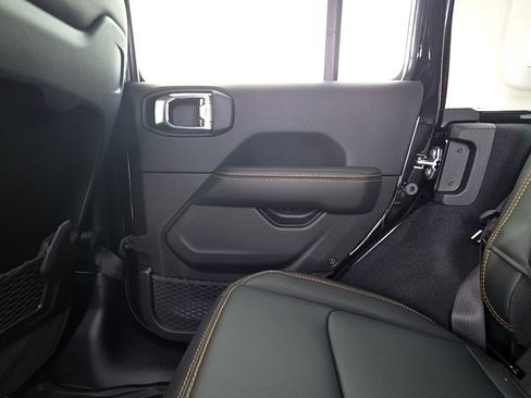 New 2026 Jeep Wrangler Unlimited Sahara image 14