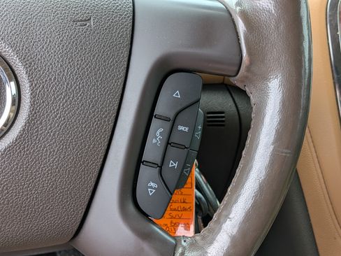 Used 2015 Buick Enclave Leather FWD image 26