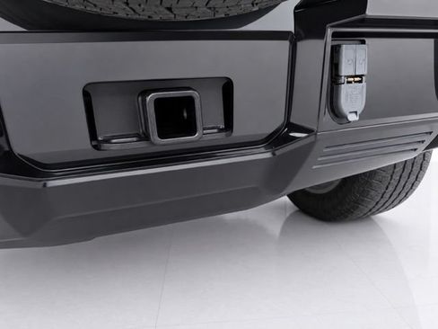 Used 2024 GMC Hummer EV 3X AWD/4WD image 11