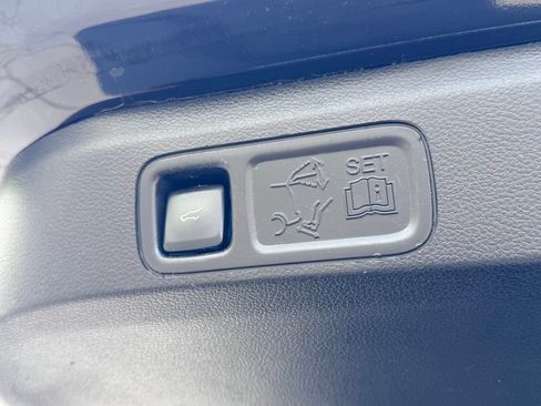 Used 2019 Ford Expedition Platinum AWD/4WD image 50
