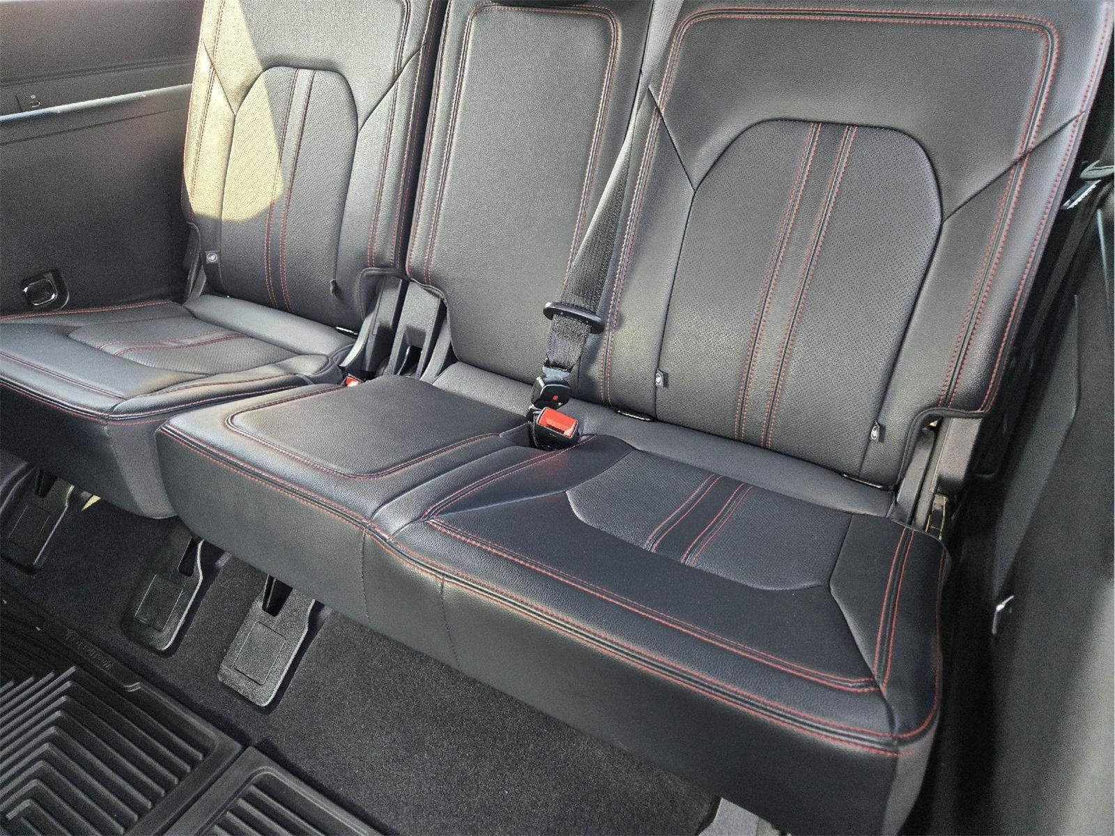 Used 2023 Ford Expedition Limited RWD image 30