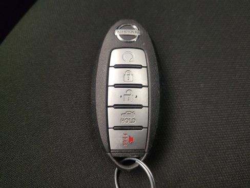 Used 2020 Nissan Sentra SV image 32