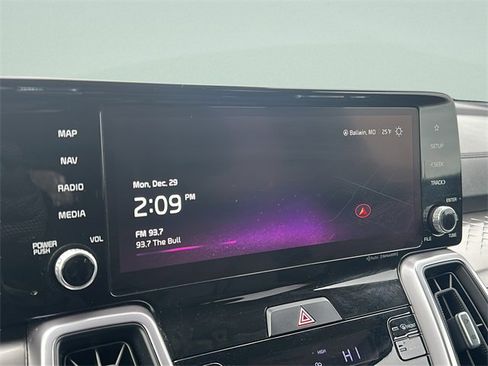 Used 2023 Kia Sorento EX image 26
