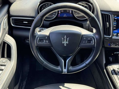 Used 2018 Maserati Levante S AWD/4WD image 12