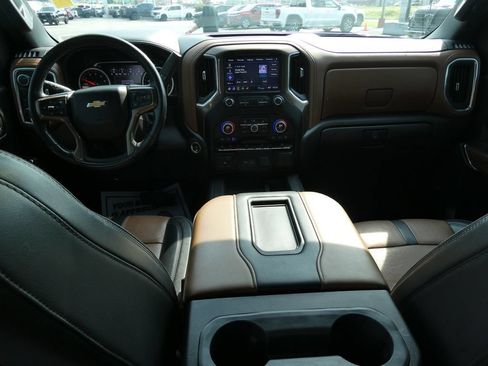 Used 2021 Chevrolet Silverado 1500 High Country w/ Technology Package AWD/4WD image 20