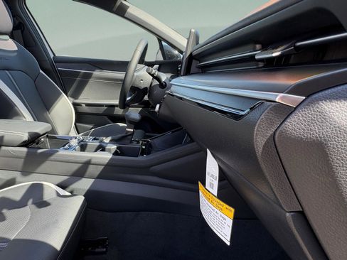 New 2025 Kia K5 GT-Line w/ GT-Line Premium Package image 22