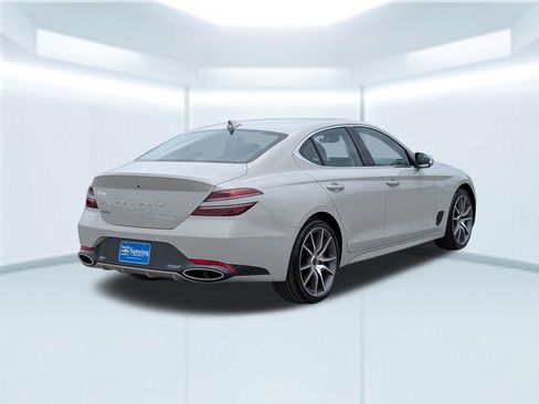 Used 2025 Genesis G70 2.5T RWD image 6