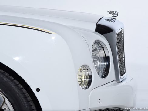 Used 2012 Bentley Mulsanne image 12