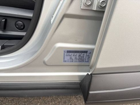 Used 2025 Nissan Rogue SV FWD image 48