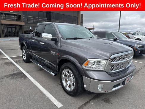 Used 2016 RAM 1500 Laramie w/ Convenience Group AWD/4WD image 2
