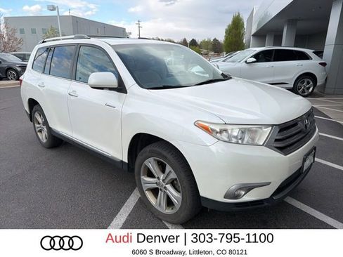 Used 2013 Toyota Highlander Limited AWD/4WD image 1