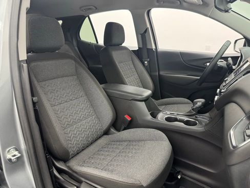 Used 2024 Chevrolet Equinox LT w/ LPO, Floor Liner Package FWD image 30