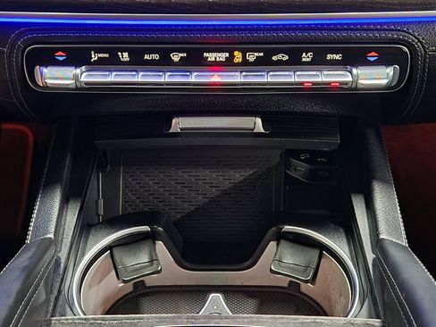 Used 2023 Mercedes-Benz GLE 53 AMG 4MATIC image 39