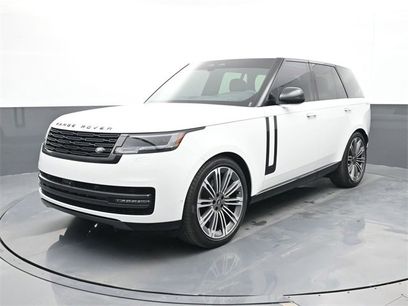 Used 2025 Land Rover Range Rover SE
