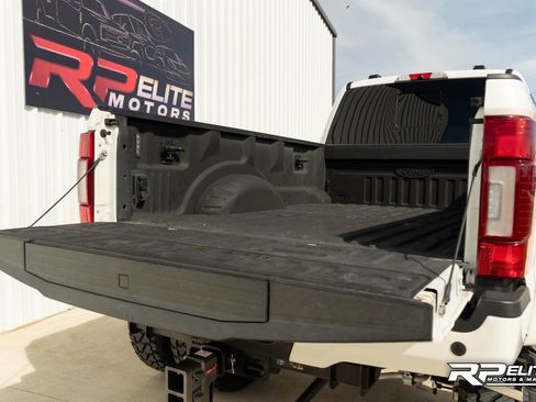 Used 2022 Ford F450 Limited w/ FX4 Off-Road Package image 50