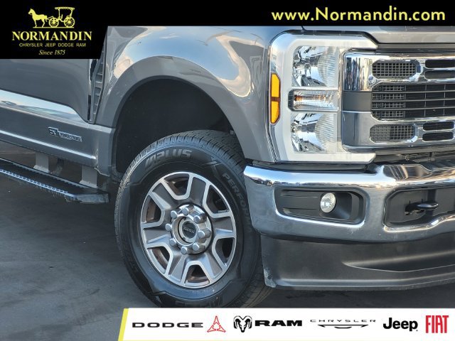 Used 2025 Ford F250 XLT AWD/4WD image 5