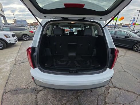 Certified 2024 Kia Telluride LX image 21