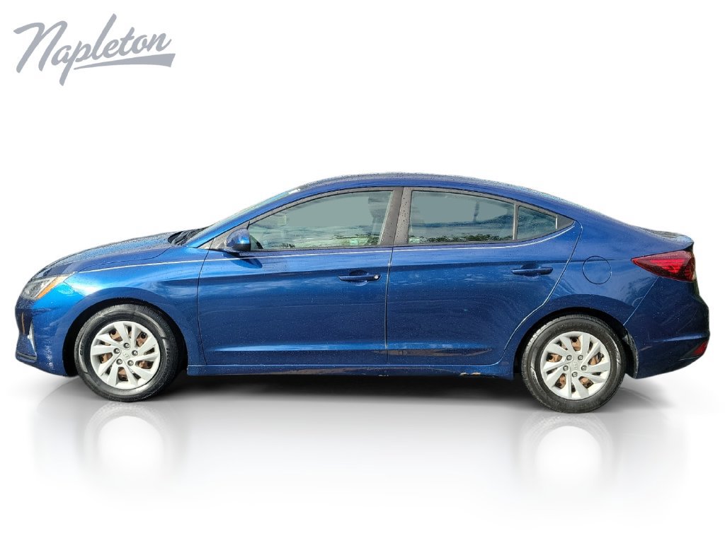 Used 2019 Hyundai Elantra SE FWD image 2