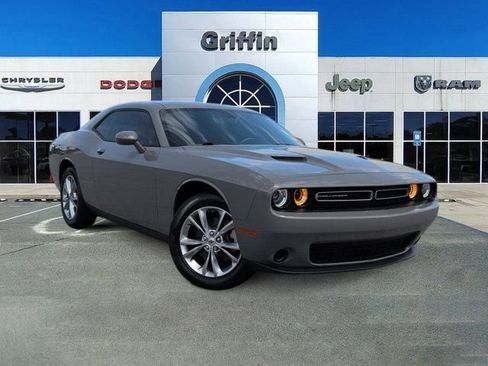 Used 2023 Dodge Challenger SXT AWD/4WD image 1