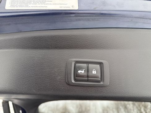 Used 2023 Mitsubishi Outlander SE Black Edition image 26