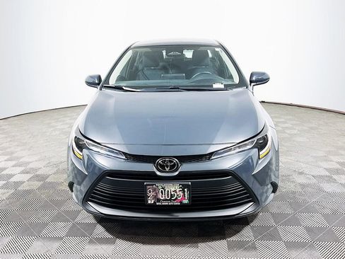 Certified 2025 Toyota Corolla LE FWD image 3