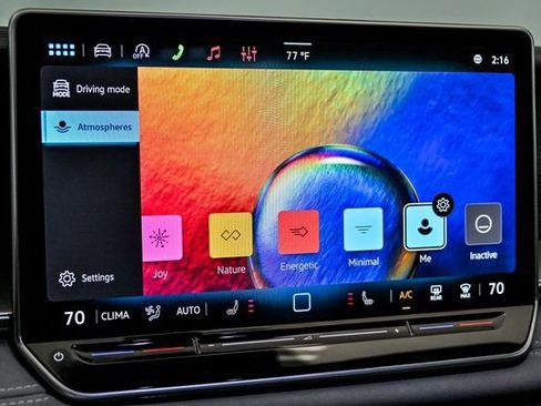 New 2026 Volkswagen Tiguan SE image 13