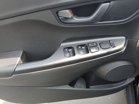 Certified 2023 Hyundai Kona SEL AWD/4WD image 19