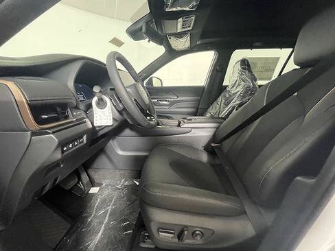 New 2026 Toyota Grand Highlander AWD Hybrid image 9