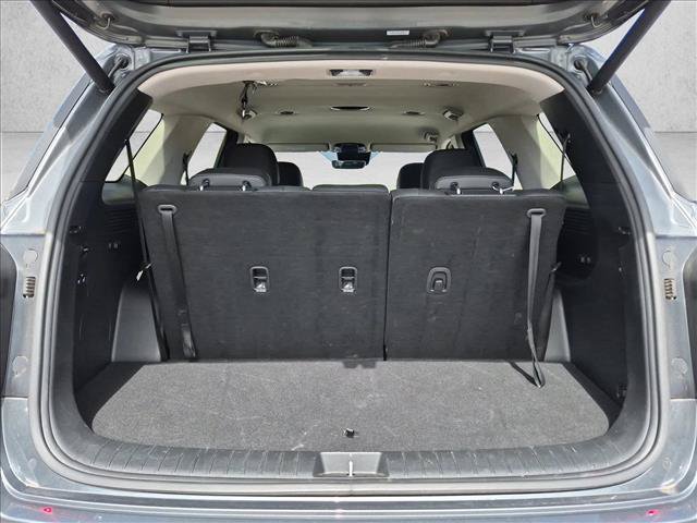 Used 2025 Hyundai Palisade SEL FWD image 6