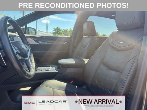 Used 2023 Cadillac XT5 Sportv w/ Platinum Package AWD/4WD image 21