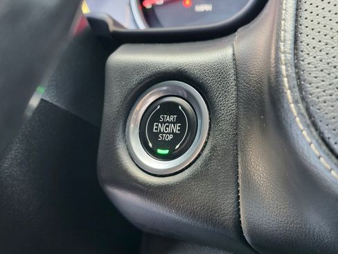 Used 2021 Chevrolet Tahoe Premier w/ Premium Package image 24