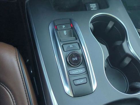 Used 2017 Acura MDX SH-AWD image 12