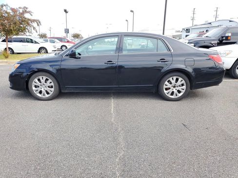 Used 2008 Toyota Avalon XL image 4