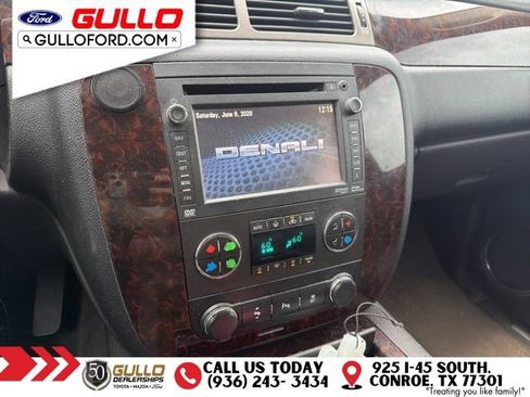 Used 2012 GMC Yukon Denali RWD image 9