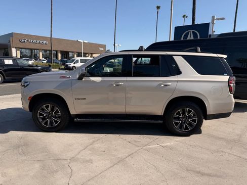 Used 2021 Chevrolet Tahoe Z71 w/ Z71 Signature Package AWD/4WD image 2
