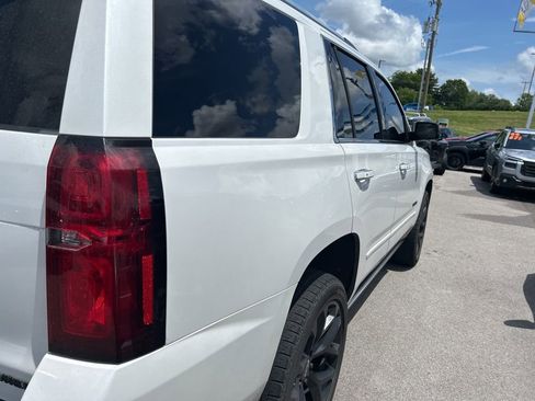 Used 2020 Chevrolet Tahoe Premier w/ Premier Plus Edition AWD/4WD image 3