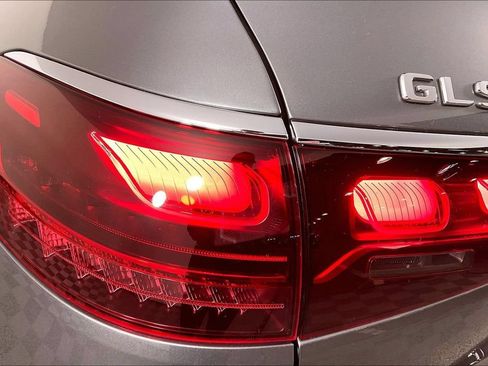 Used 2026 Mercedes-Benz GLS 450 4MATIC image 26