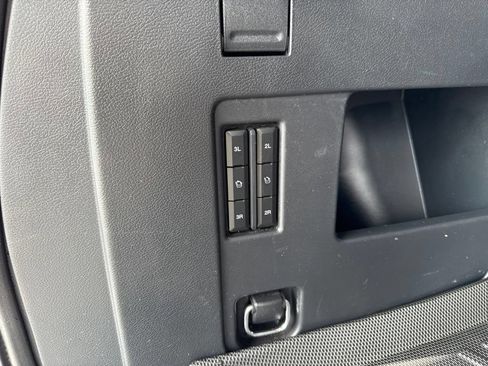Used 2023 Ford Expedition XLT RWD image 36