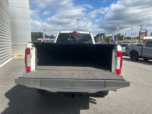 Used 2017 Ford F350 Platinum w/ Platinum Ultimate Package image 29