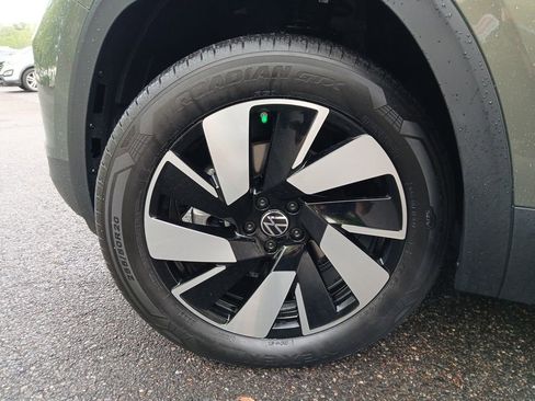 New 2025 Volkswagen Atlas Cross Sport SEL image 27